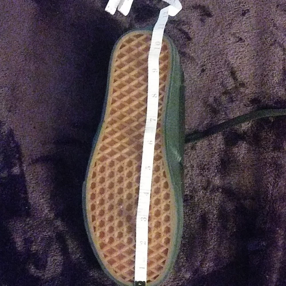Sneakers - Picture 6 of 6